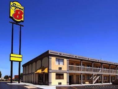Super 8 By Wyndham Greensboro Kültér fotó