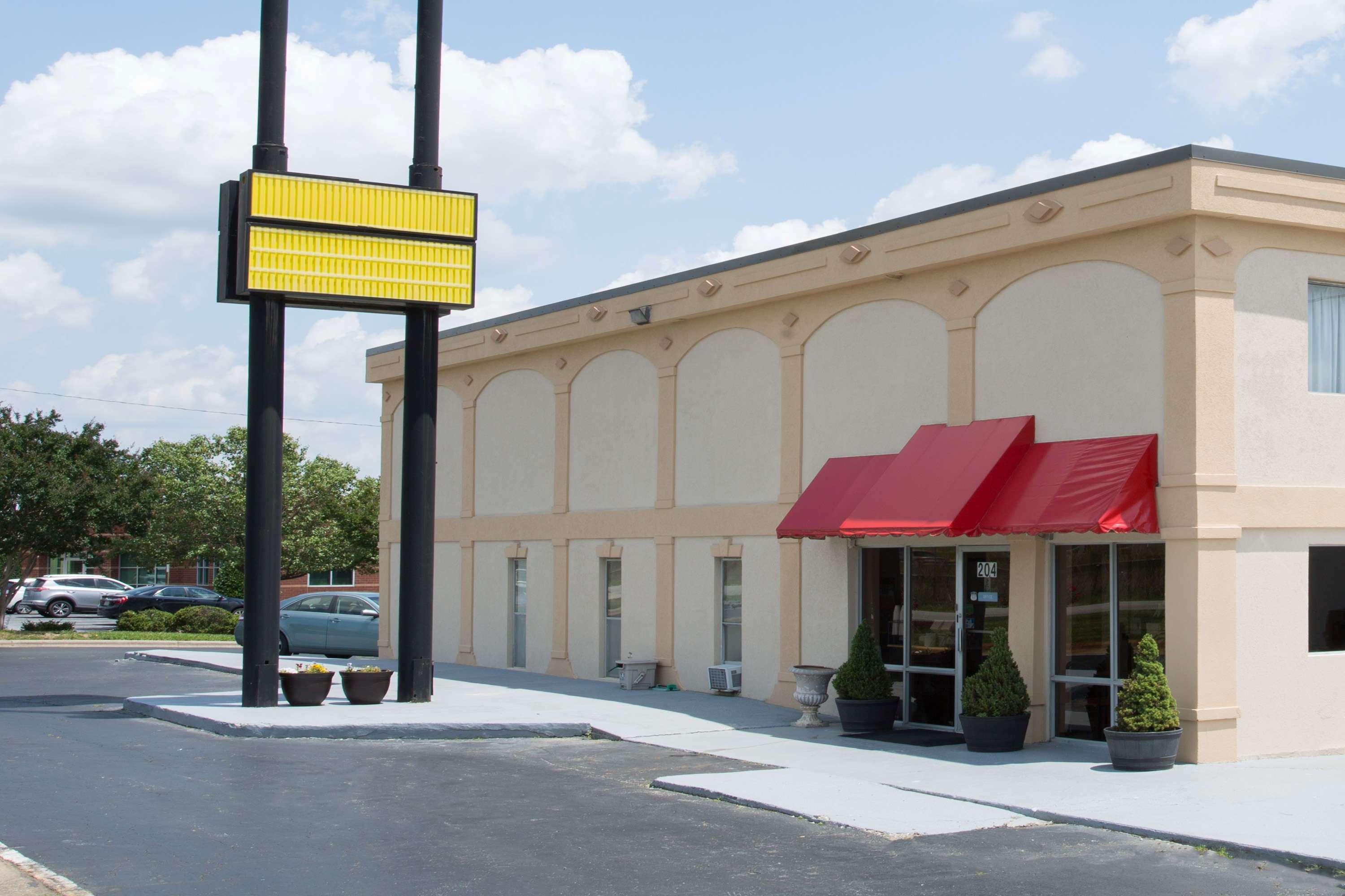 Super 8 By Wyndham Greensboro Kültér fotó