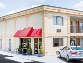Super 8 By Wyndham Greensboro Kültér fotó